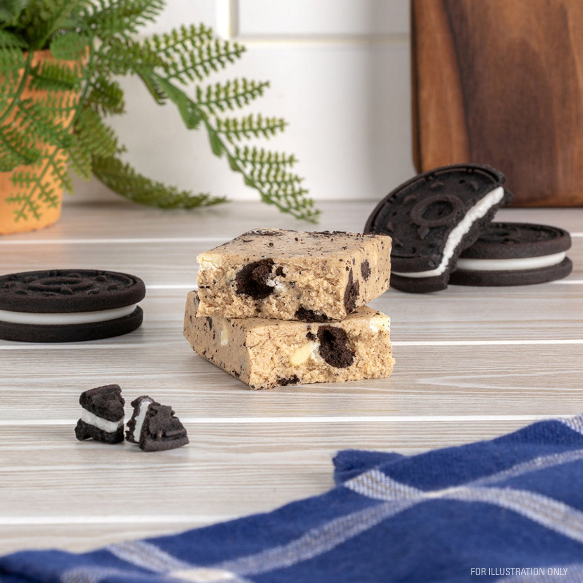 cookies-and-cream-protein-bars-v7 15807_QN_USA_ProteinBar_CAC_InterimAssetUpdate_Digital_Tabletop1.jpg