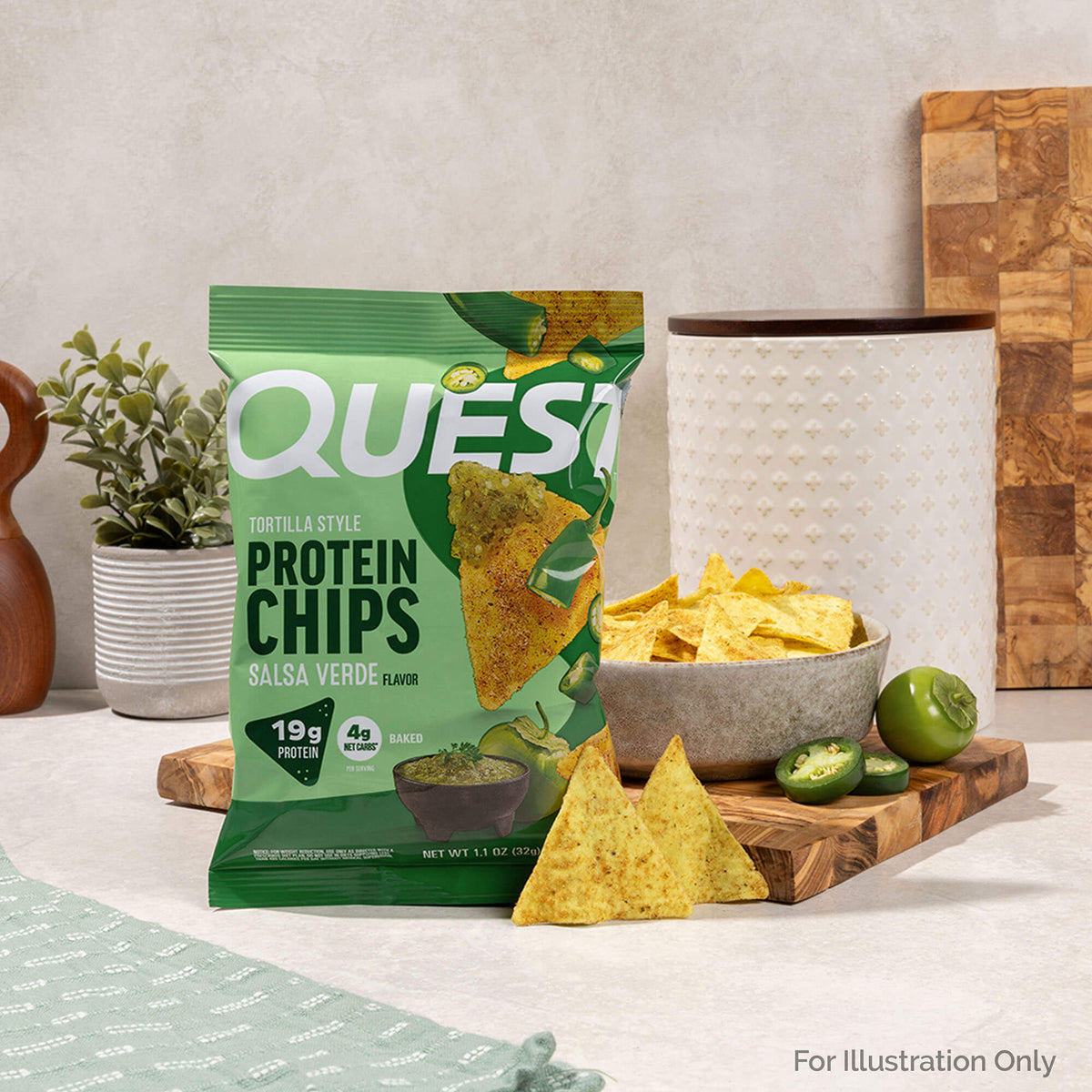 salsa-verde-tortilla-style-protein-chips-x9 qst-016419-salsa-verde-tortilla-style-protein-chips_5.jpg